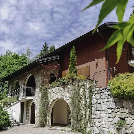 Marzia Bed & Breakfast Lanzo dʼIntelvi